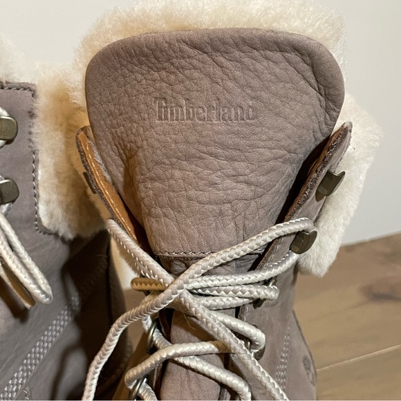 Timberland NWOT Courmayeur Valley waterproof faux fur boots womens 9 - Picture 7 of 8